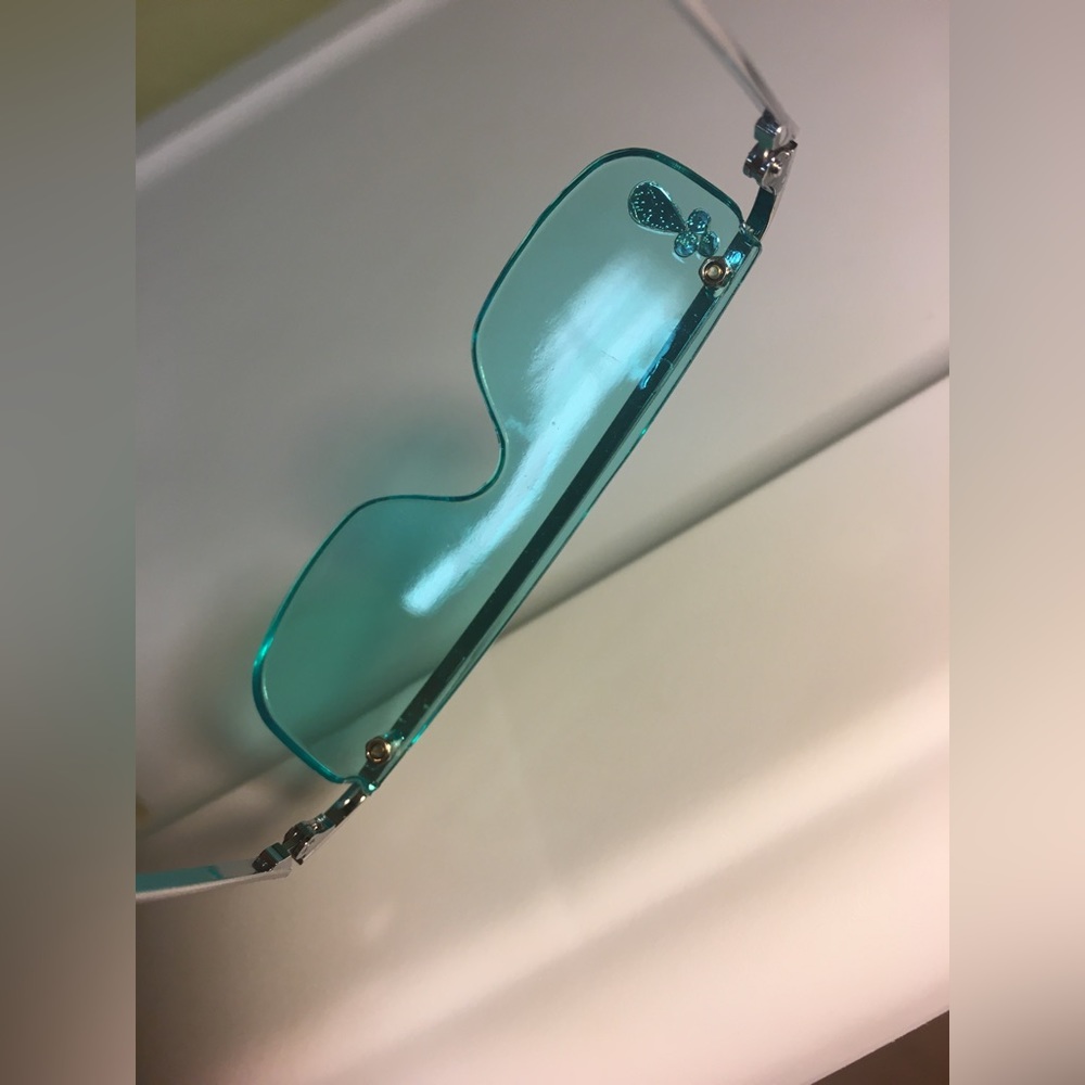 Cute Retro Style Teal Doll Sunglasses - Picture 7 of 12